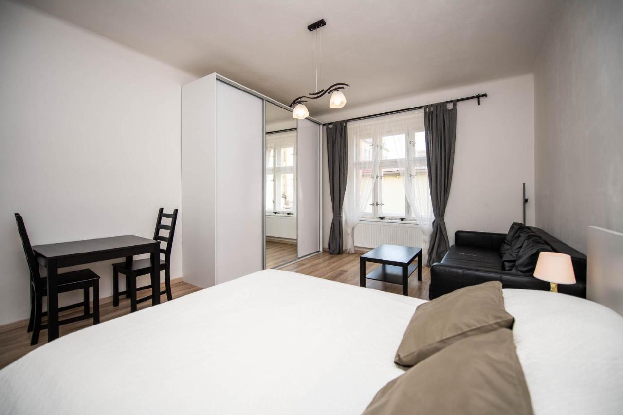 Central Accommodation Angel Praag Buitenkant foto